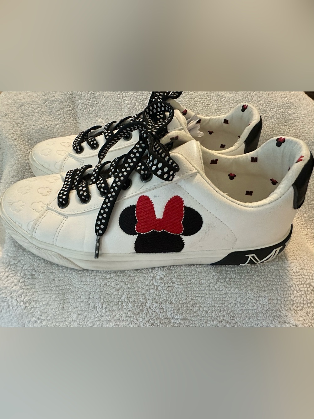 Disney White Sneakers with Black Accents and Red Minnie Bow